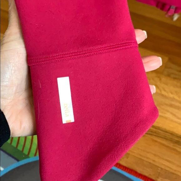 Zella New zip front top - Picture 5 of 7